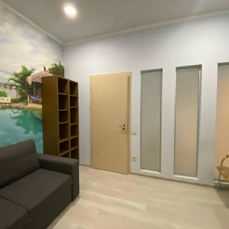 2 комнатная 75 м2 аркадия Gagarin Plaza *